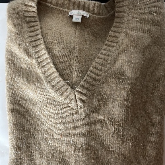 Gap women’s wool sweater tan Large - Picture 3 of 7